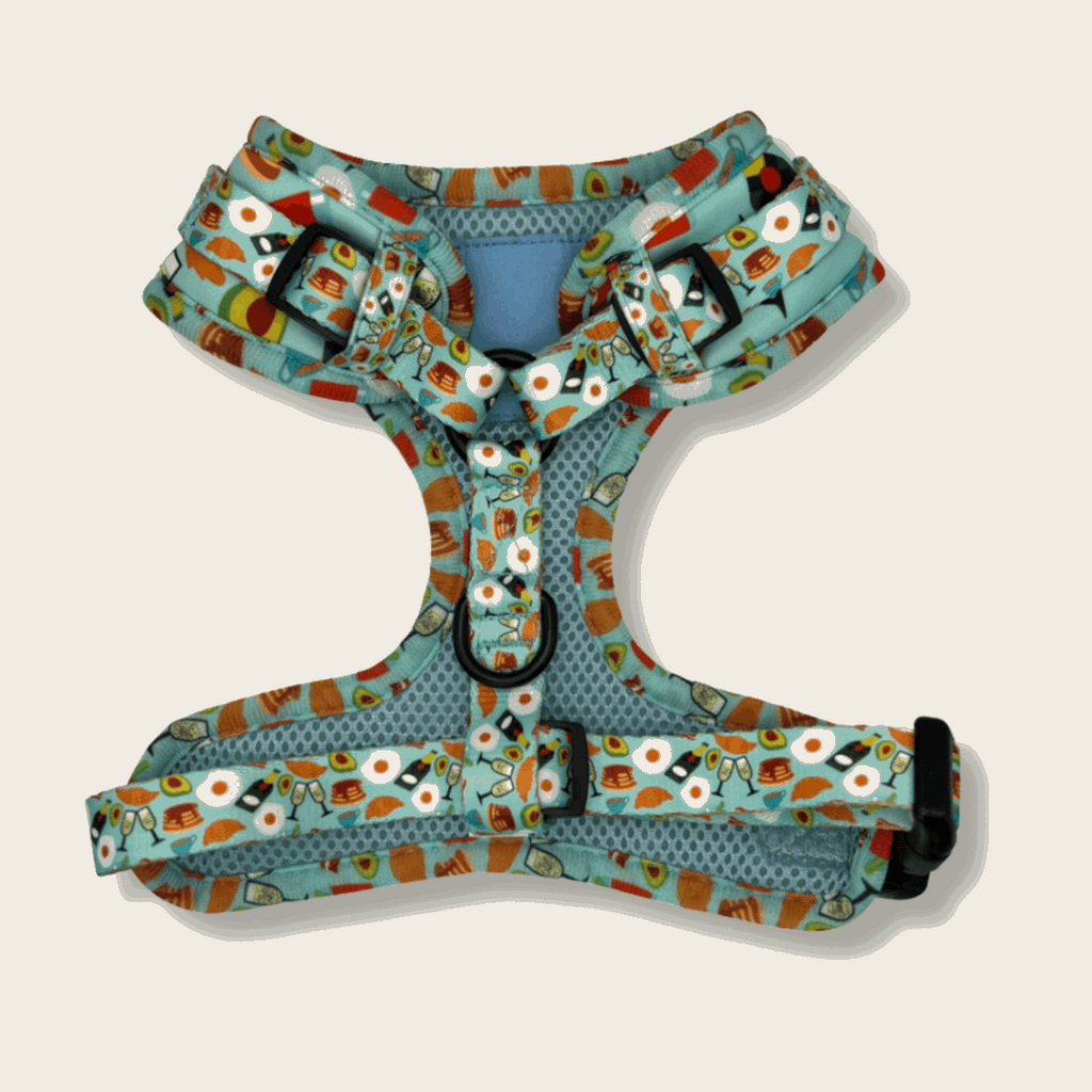 The Sociable Pup Dog AirTag Holder Harness from the Brunch Pups Collection - Fastening.